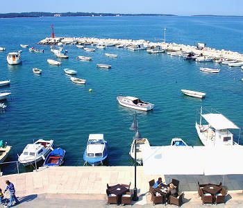 Marina Hotel - Restaurant Fazana Exterior photo